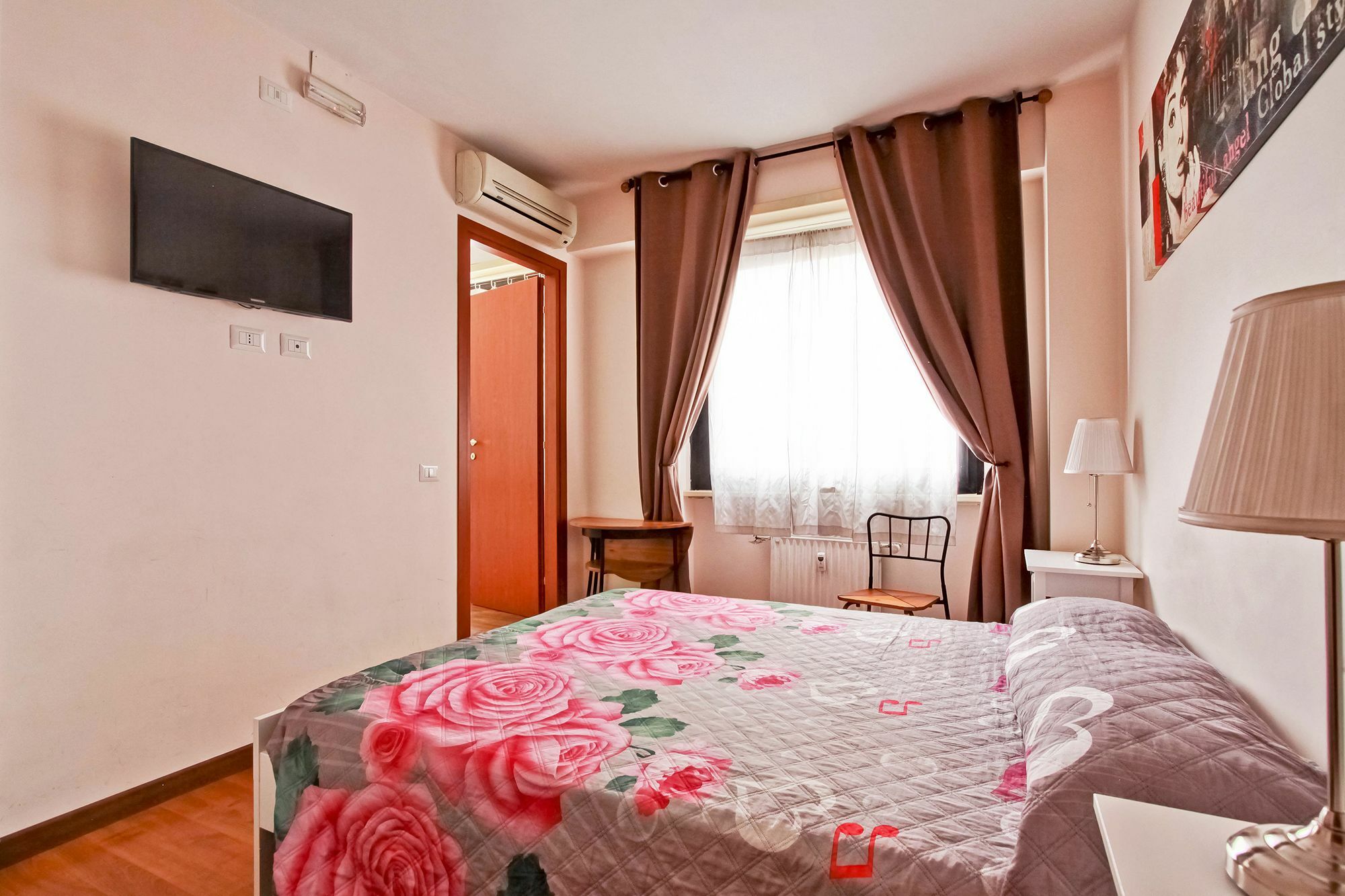 Vacanze A Roma Exterior foto